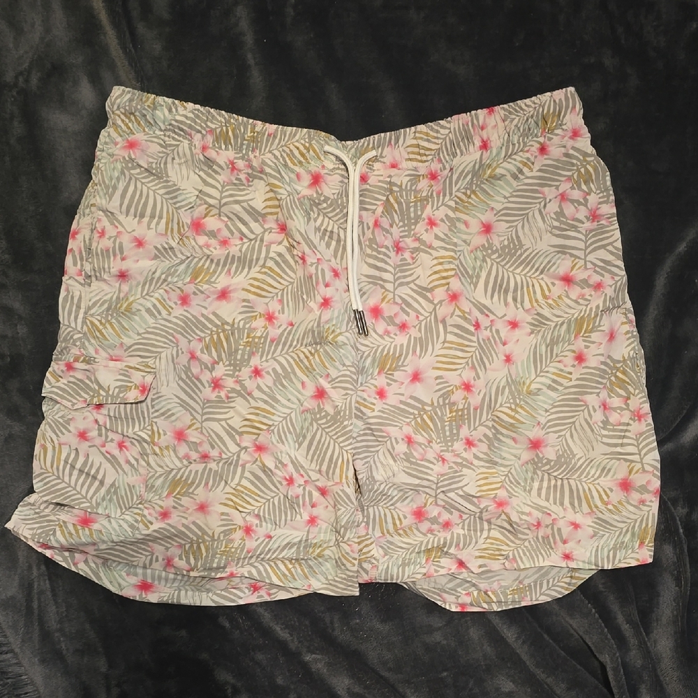 RAINFOREST Men's Swim Trunks with Tropical Print